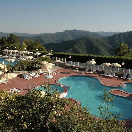 Hébergement de vacances Beautiful With Terrace, Located In Nature *