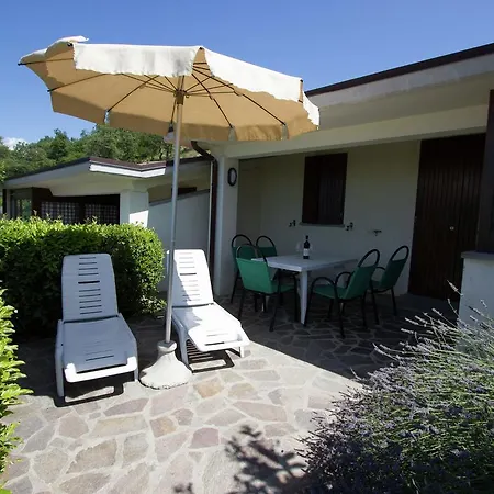 Hébergement de vacances Beautiful With Terrace, Located In Nature *